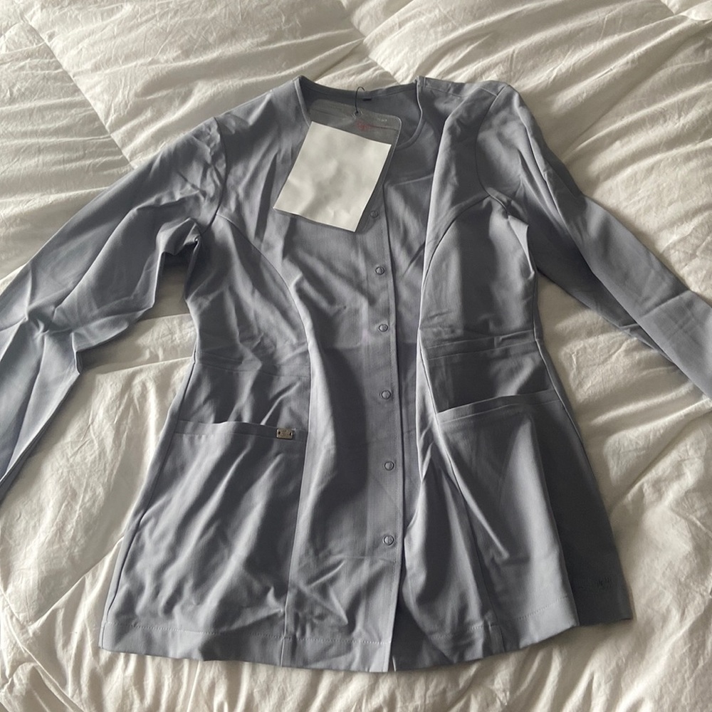 Grays anatomy moonstruck scrub jacket